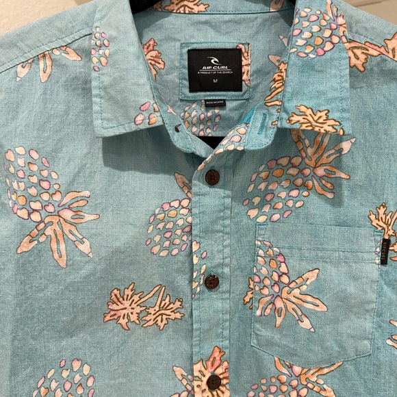 RIP CURL Boys surf shirt, Button-Down, Worn ONE Time, looks BRAND NEW!! - Picture 5 of 13